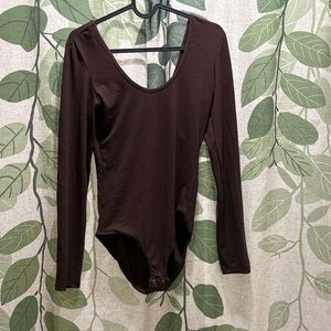 Chic Long Sleeve Bodysuit in Rich Brown